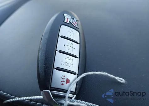 2014 Nissan Gt-R Premium z USA, uszkodzony, nr VIN JN1AR5EF5EM270882